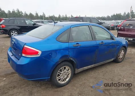 2010 Ford Focus Se z USA, uszkodzony, nr VIN 1FAHP3FN0AW272295